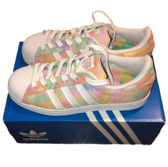 ✨HOST PICK✨ Addias Superstar Tie Dye Sneakers - Picture 1 of 4